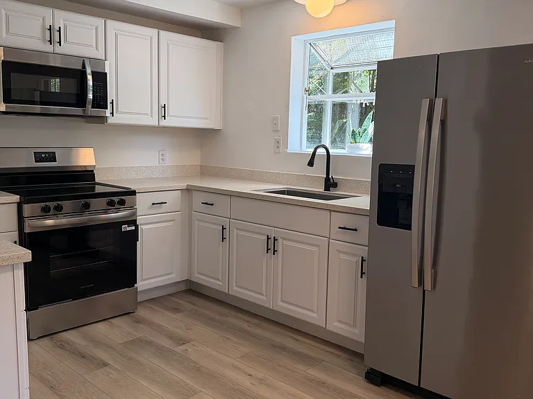 2109 S Fitch Mountain Rd #B — Photo 21