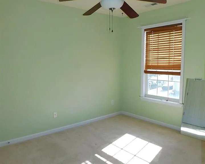 2008 Metacomet Way — Photo 18