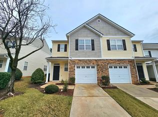 8220 Belneath Ct, Raleigh, NC 27613