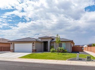 697 N 2865 W, Hurricane, UT 84737