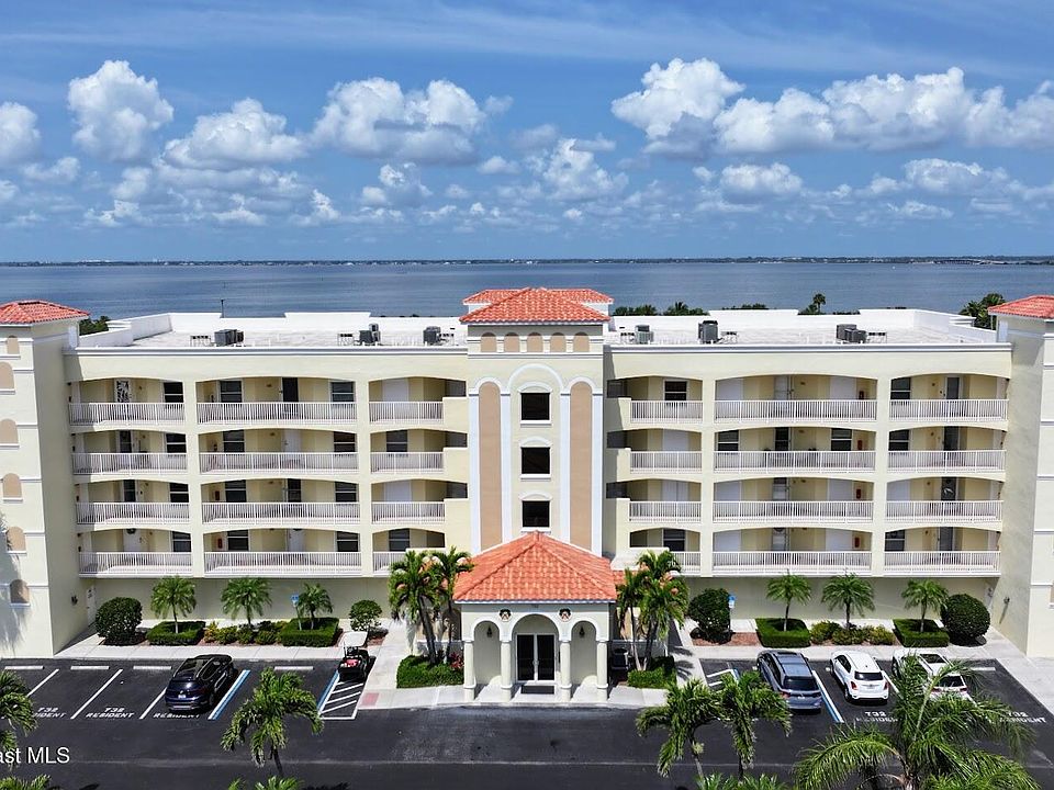 1st image of 732 Bayside Dr Unit 501