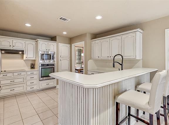 4th image of 7928 Kendra Ln