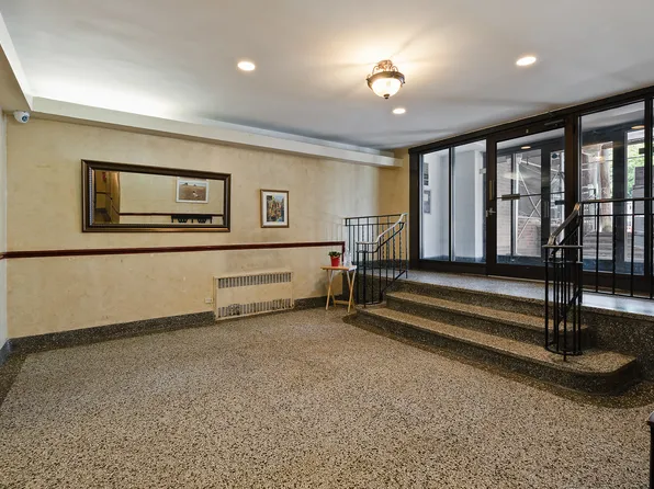 205 East 238th Street image 13 of 14