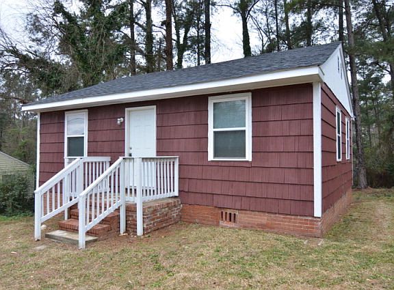 2nd image of 673 Lorraine Dr