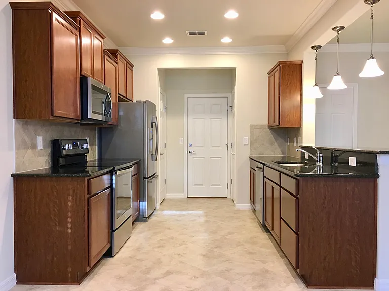 7028 Peppercorn Ct — Photo 3
