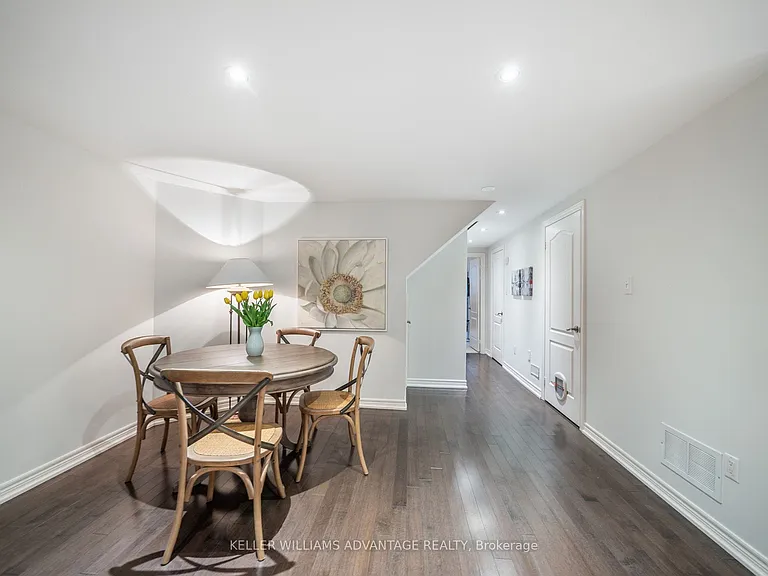 122 Boardwalk Dr #LOWER — Photo 15