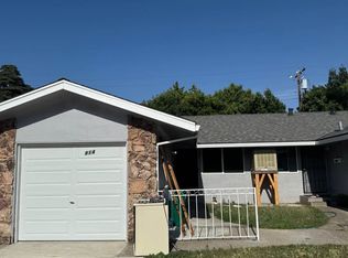 814 Lloyd St, Lodi, CA 95240