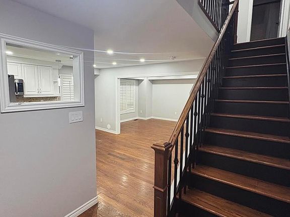 2nd image of 28 Homeland Ct
