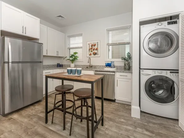 172 Boylston St, Boston, MA