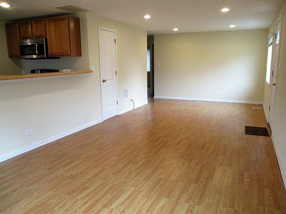 2nd image of 4916 W Oak Center Dr