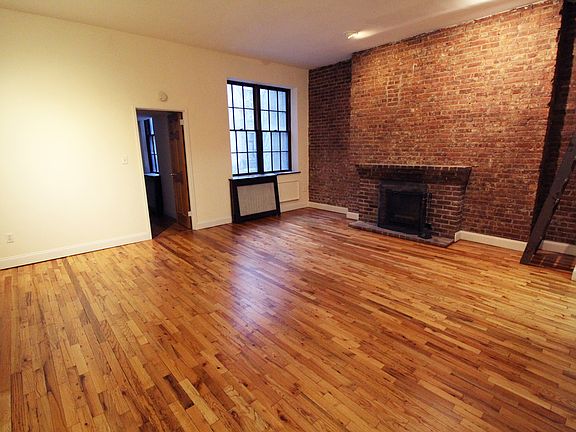 2nd image of 9 W 73rd St APT 1