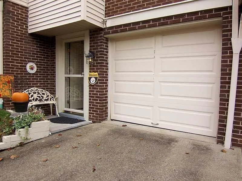 garage and driveway - 102 Mosside Loop #SEVEN FIELDS