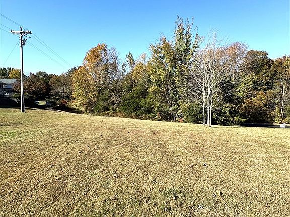 5th image of 55A Lakeview Dr
