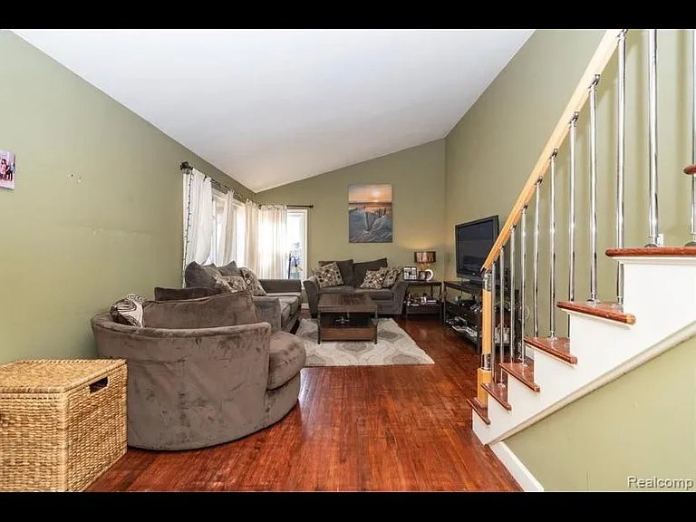 1026 Key West Dr — Photo 5
