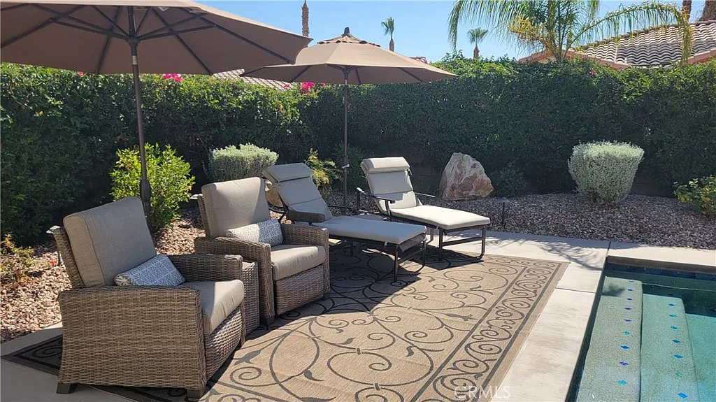 3 bed, 2.5 bath, 2332 sqft, $5,500 — Photo 4