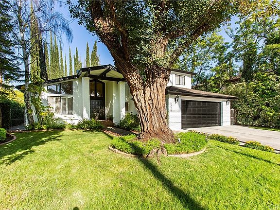 2nd image of 5228 Avenida Hacienda
