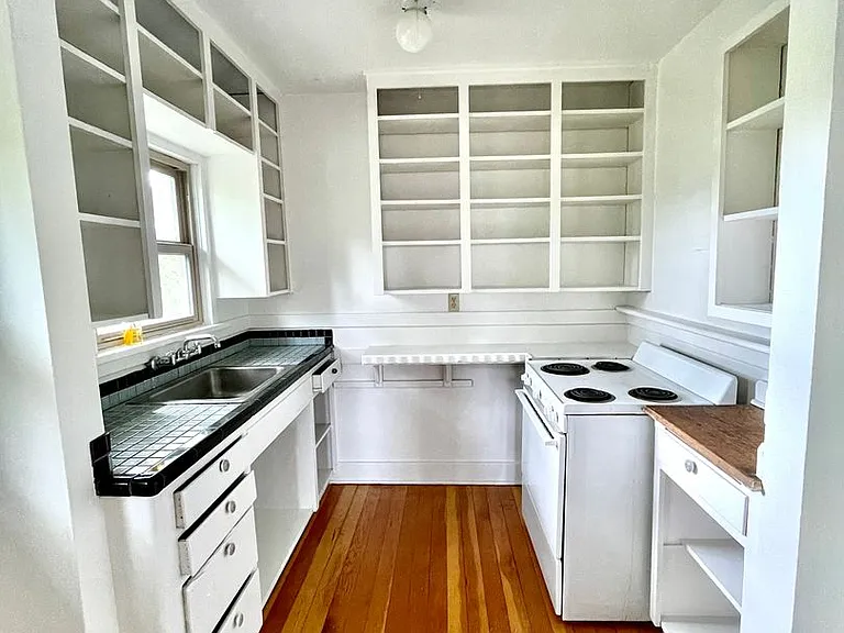 1312 Mill St — Photo 18