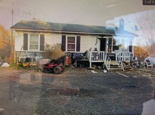 128 Hampton Cir, Cascade, VA 24069