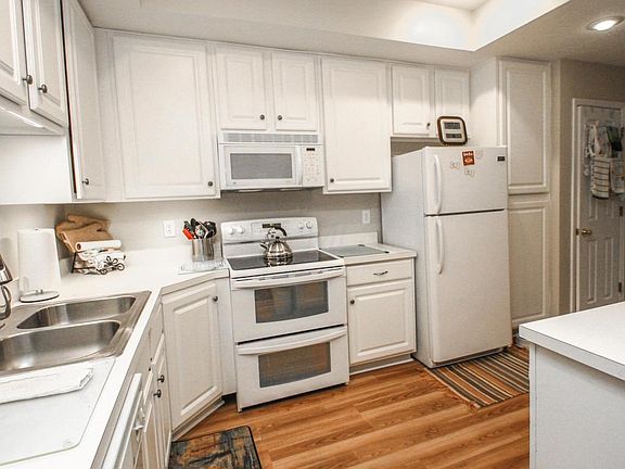 4th image of 2084 Running Creek Pl