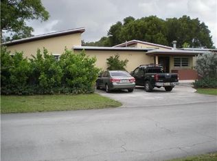 671 Oriole Ave, Miami Springs, FL 33166