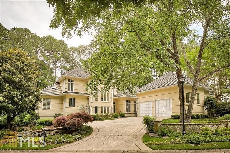 1st image of 4285 Fairway Villas Dr