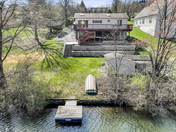 457 Wynonah Dr, Auburn, PA 17922