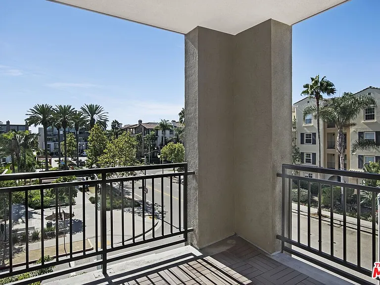 6020 Seabluff Dr #303 — Photo 14