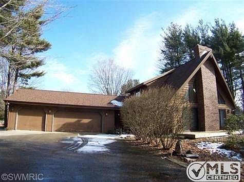 1st image of 1352 W 32nd St