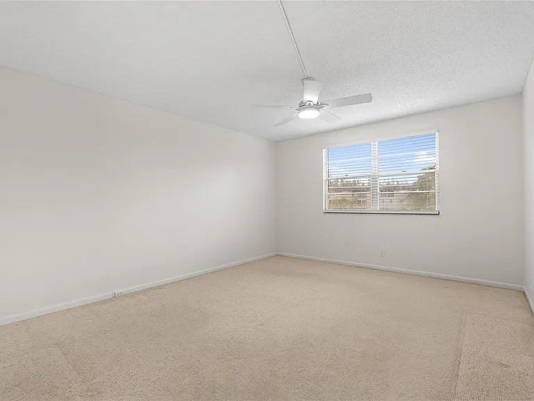 1801 Eleuthera Point #J3 — Photo 14