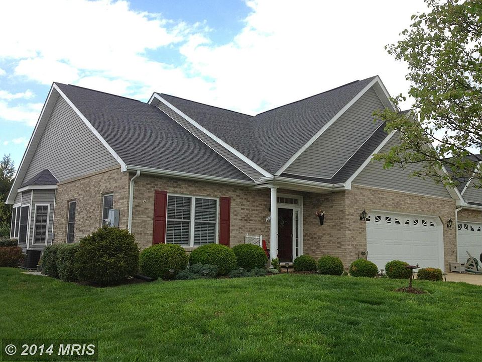 1st image of 306 Lynn Dr