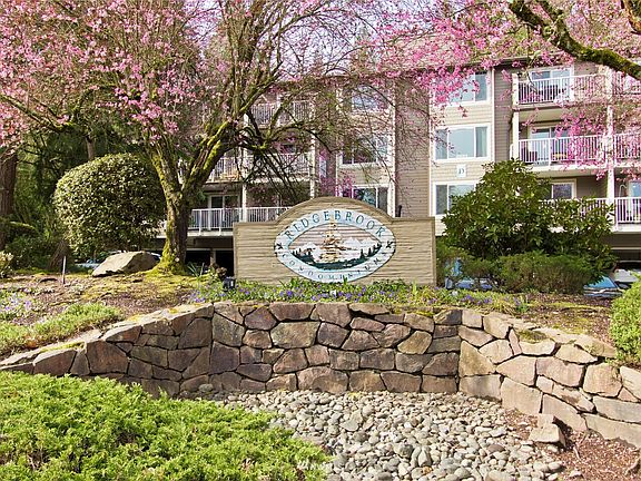 2nd image of 210 Mountain Park Blvd SW APT F302