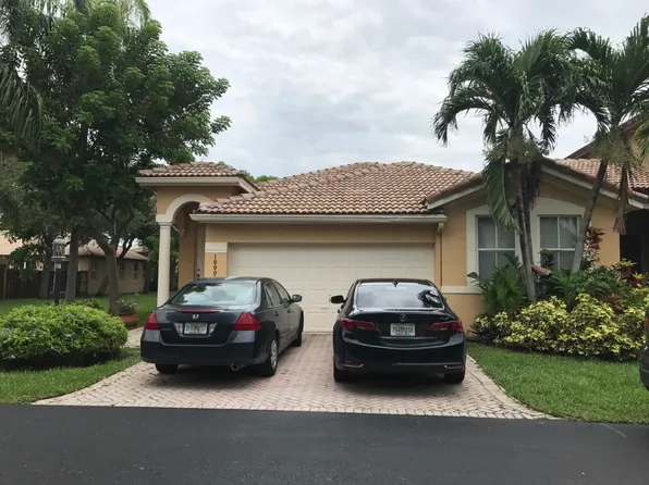 10991 NW 48th Ter, Doral, FL 33178
