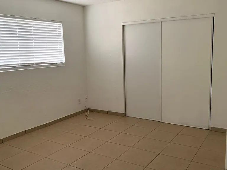 5148 Greene Ln #C — Photo 2