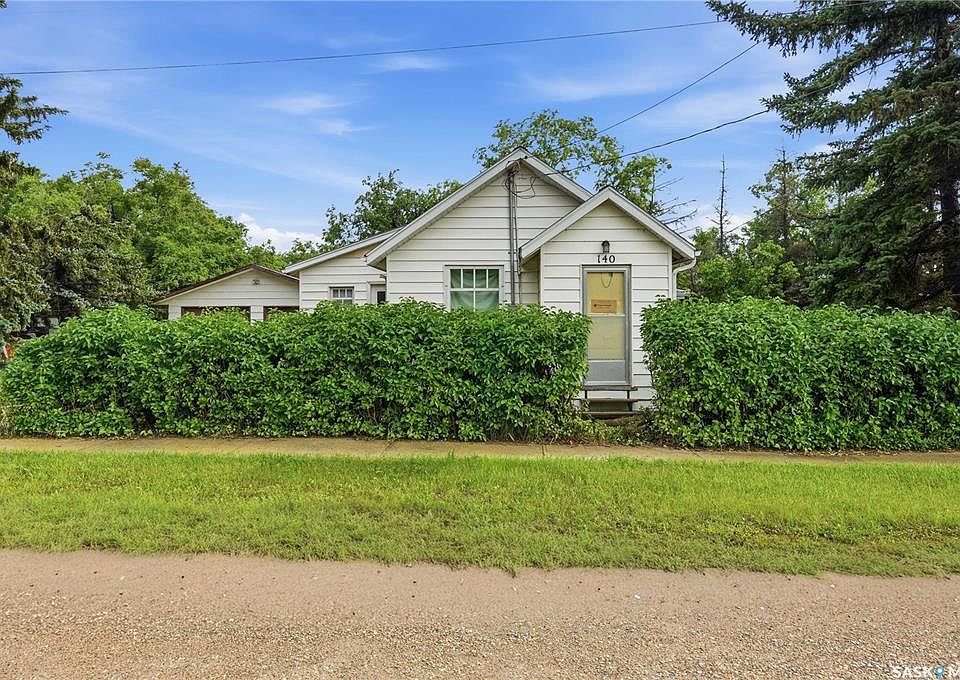 1st image of 140 1st AVENUE
