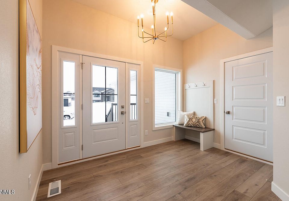 625 Flint Dr Bismarck Nd 58503 Zillow 625 Flint Dr Bismarck Nd 58503 Zillow