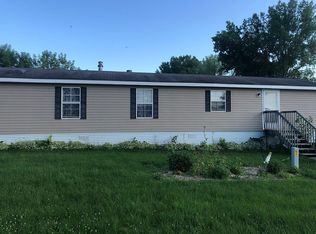 51 Ponderosa Ct, Zumbrota, MN 55992