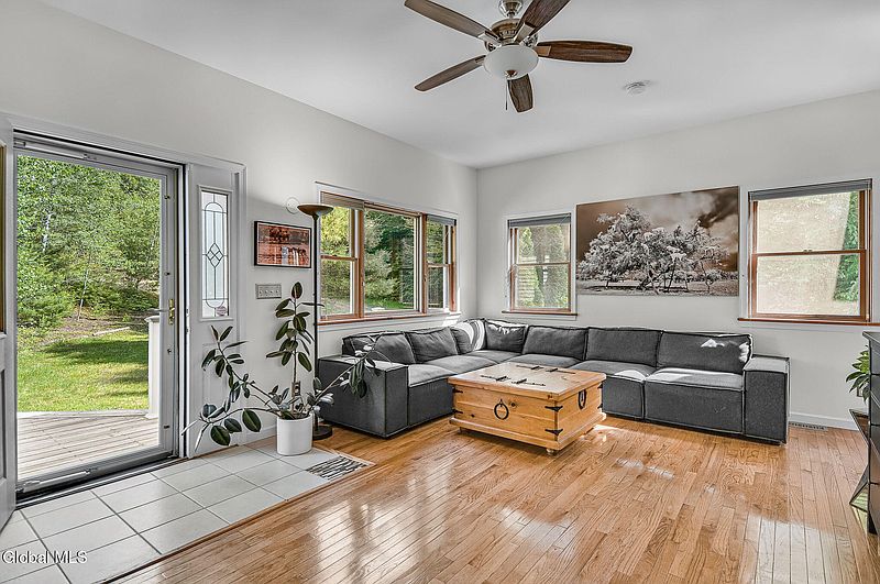 5th image of 108 La Flamme Road