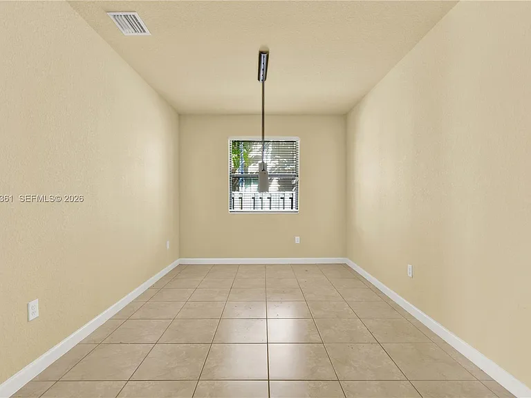 SW 155th Ct — Photo 9