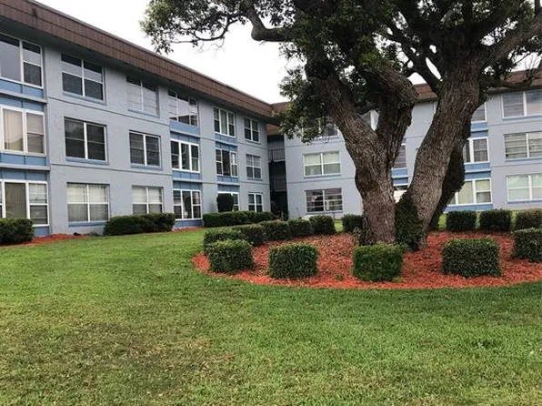 333 LAKE HOWARD DRIVE NW #302B, WINTER HAVEN, FL 33880