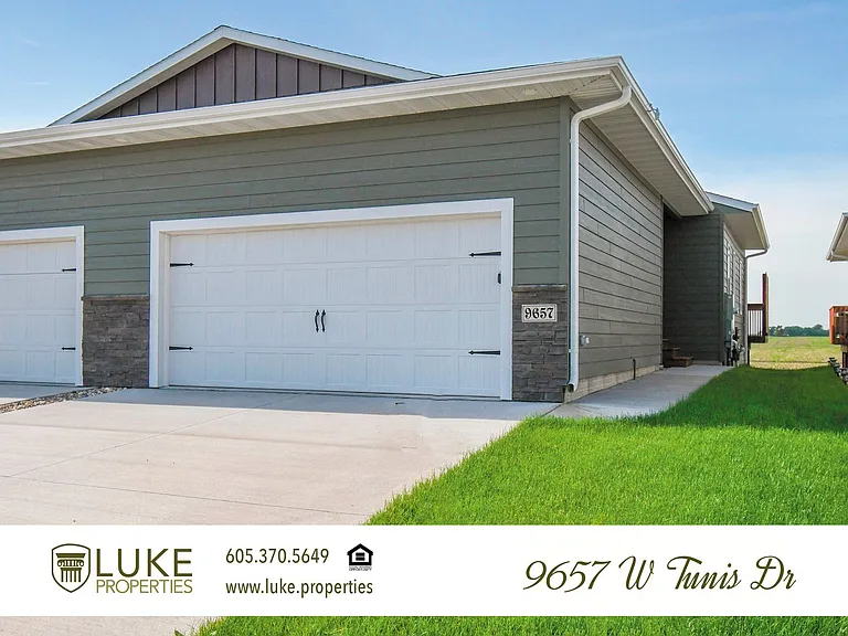 9657 W Tunis Dr — Photo 1