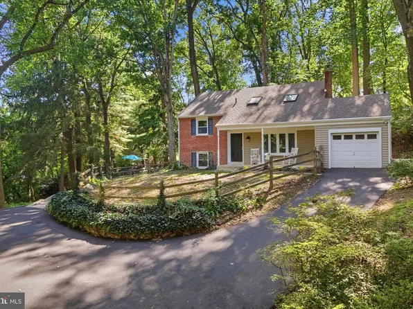 10 Wooded Ln, Media, PA 19063