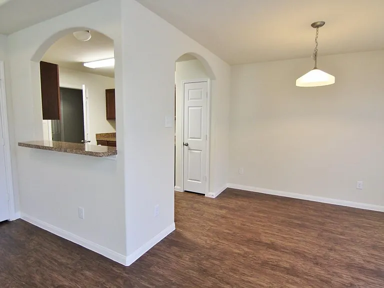 5903 Santa Cecilia Ln — Photo 5