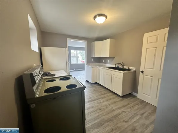 804 12th St N #1/2, Virginia, MN 55792