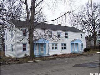1st image of 828 N Central Dr