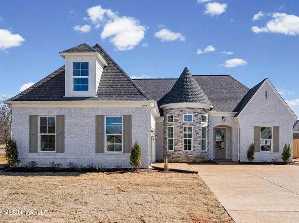 2952 Eden Ln, Nesbit, MS 38651