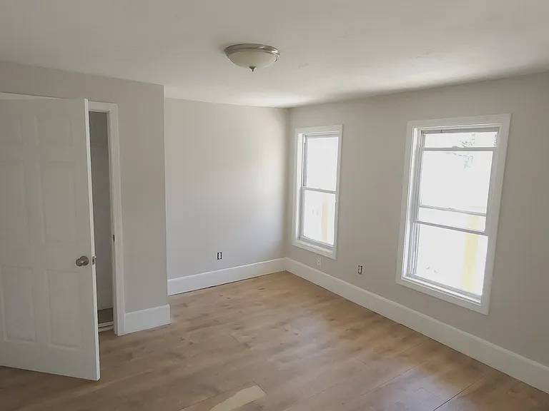 Floor 2 — Photo 21