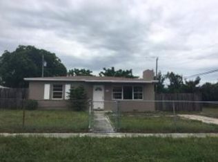 2345 Cypress Rd, West Palm Beach, FL 33409