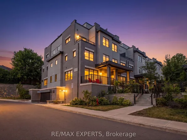 31 Baynes Way #1, Bradford West Gwillimbury, ON L3Z 4M5