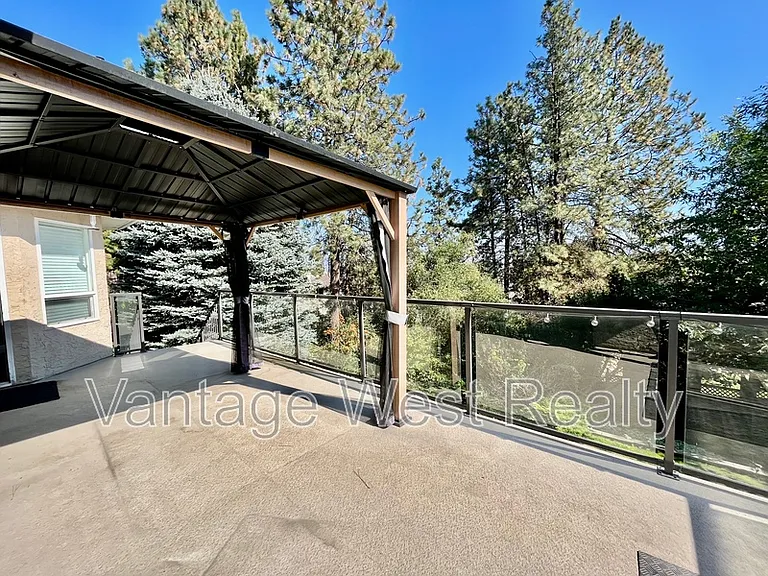 1139A Caledonia Way — Photo 13