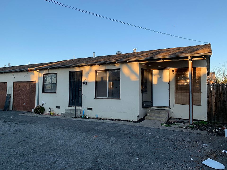 1st image of 858 N 13th St APT A